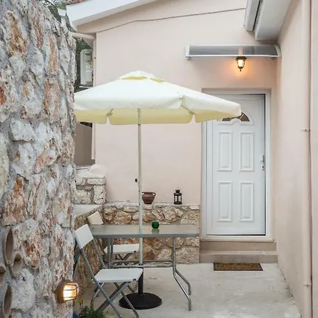Camping & Rooms Kariotes Lygia  Exterior photo