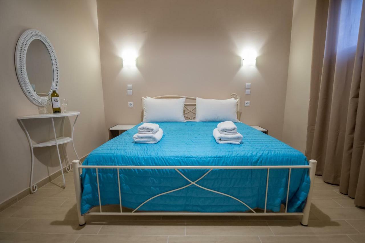Camping & Kariotes * Lygia (Lefkada)