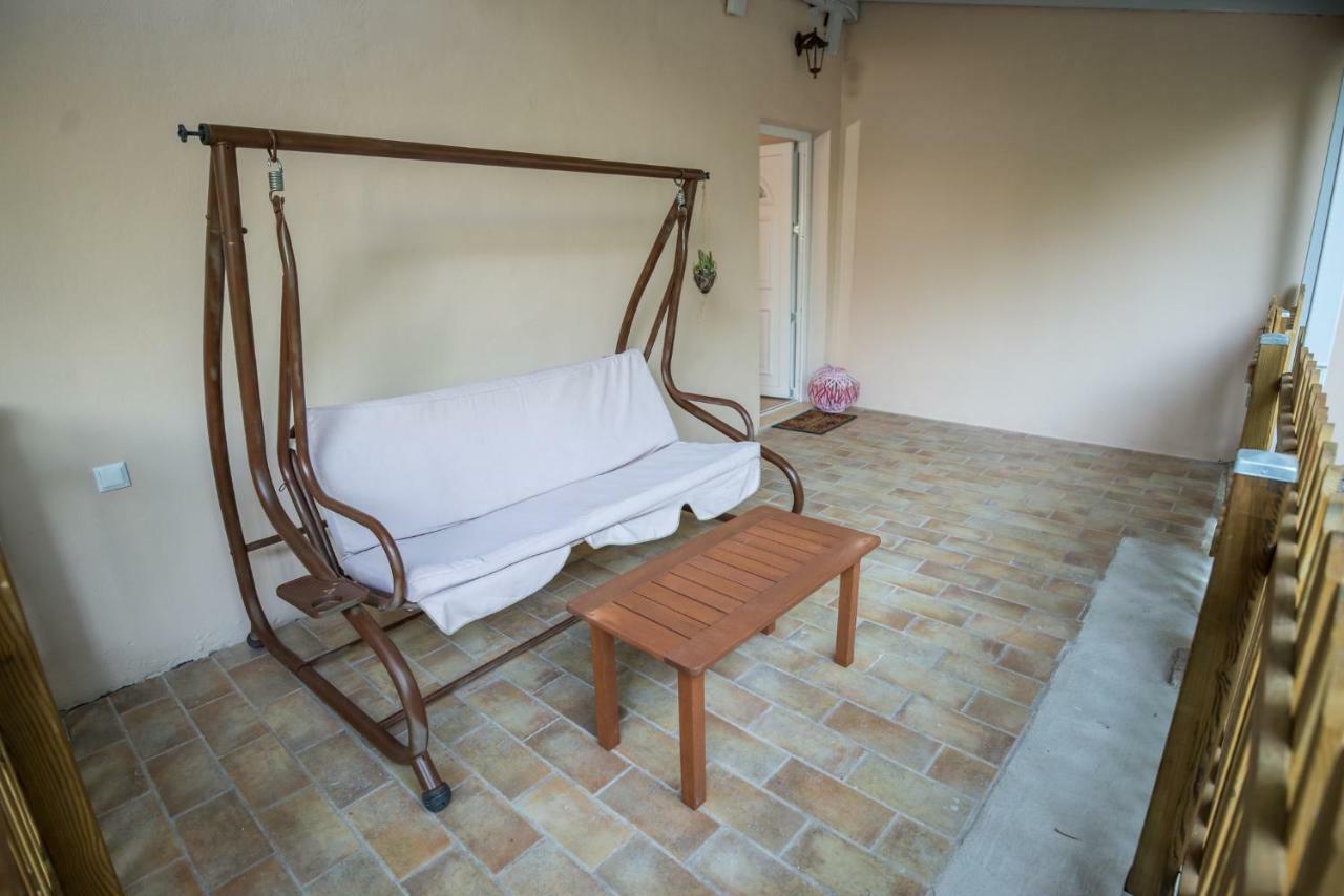 Camping & Kariotes Apartment *