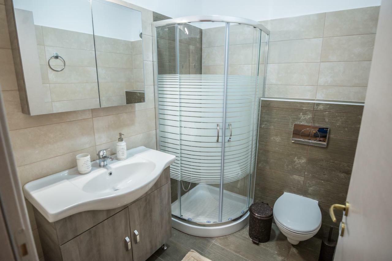 Appartement Camping & Kariotes